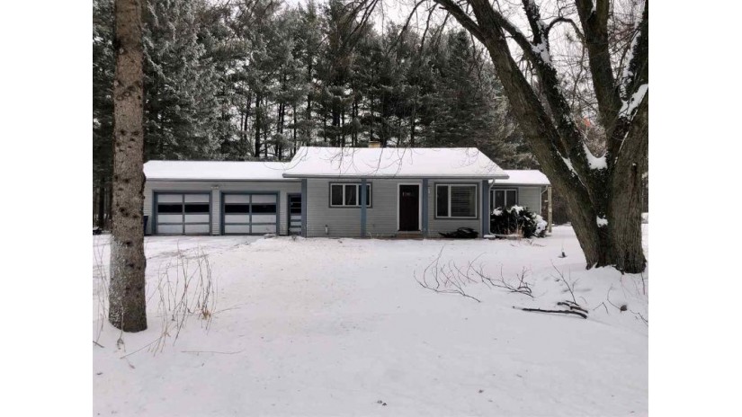N5386 Locust Road Richmond, WI 54166 by RE/MAX North Winds Realty, LLC $129,900