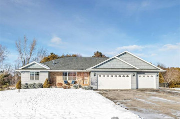 7356 Casey Lane, Chase, WI 54171-8402