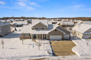 4445 N Star Point Lane, Grand Chute, WI 54913