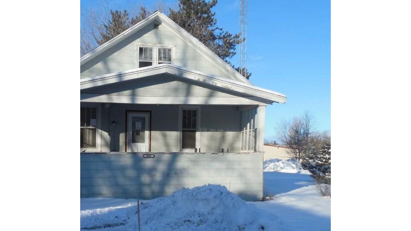 606 Fulton Street Langlade, WI 54409 by Hometown Real Estate & Auction Co., Inc. $16,900