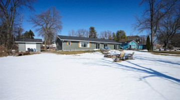 E5701 North Water Drive, Little Wolf, WI 54949