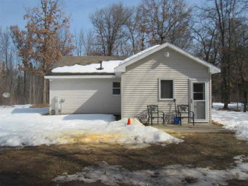 W10581 Benson Lake Road, Athelstane, WI 54102