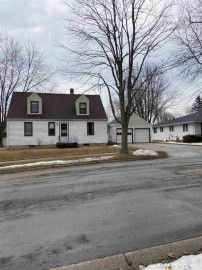 310 Parker Avenue, Algoma, WI 54201