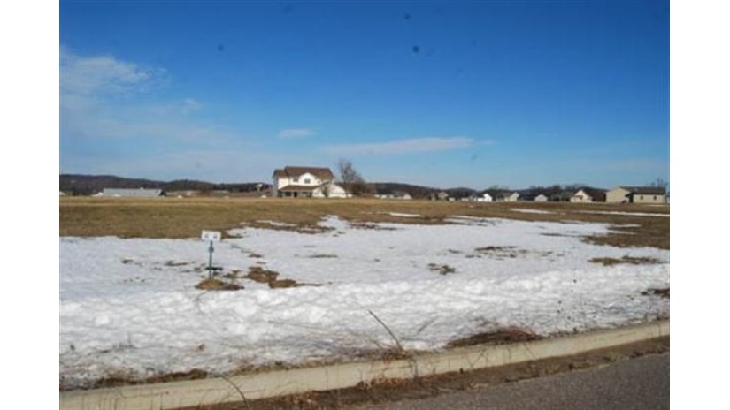 L46 Eastridge Cir Reedsburg, WI 53959 by Re/Max Preferred $33,200