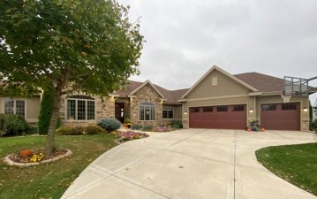 1423 Cottontail Dr, Waunakee, WI 53597