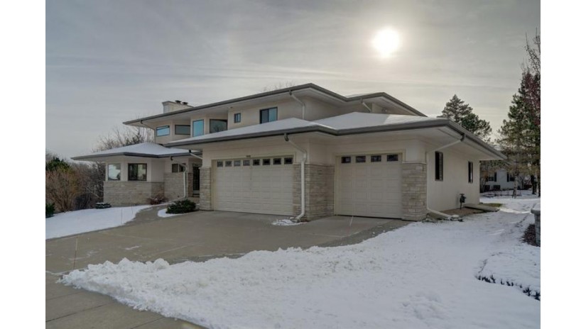 3928 Park View Dr Janesville, WI 53546 by Inventure Realty Group, Inc $599,000