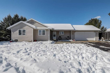 114 Cheney Ave, Endeavor, WI 53930