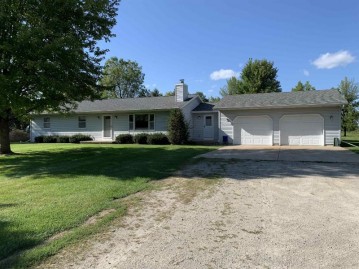 W6188 Milligan Rd, Chester, WI 53963