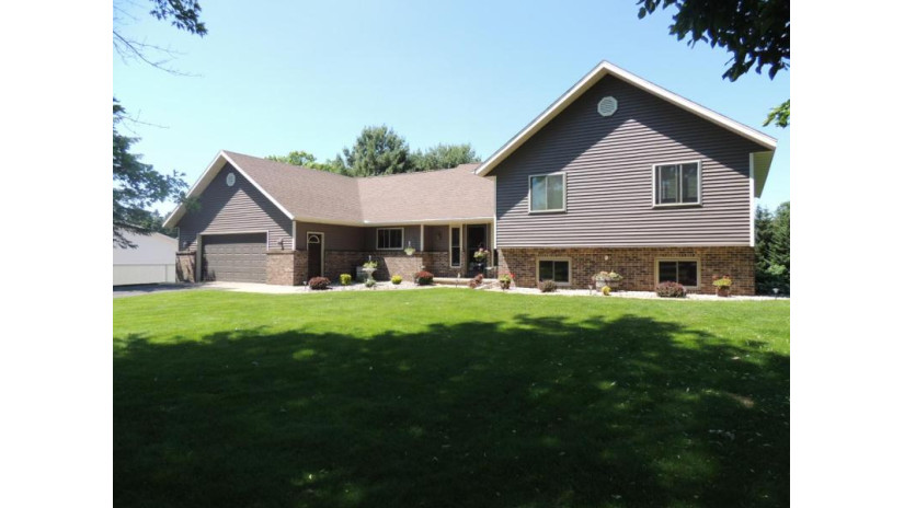 1440 9th Ave Antigo, WI 54409 by Cr Realty $239,900