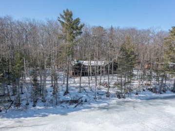 5872 Black Oak Lake Rd S, Land O Lakes, WI 54540