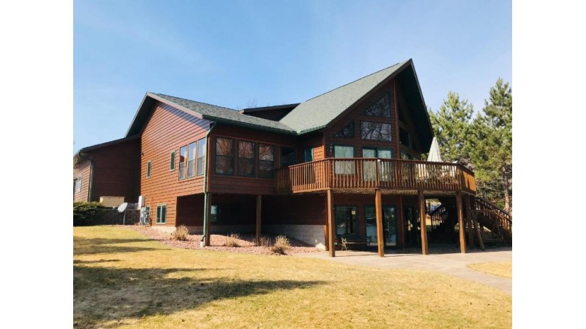 1498 Golf View Dr Washington, WI 54521 by Redman Realty Group, Llc $950,000