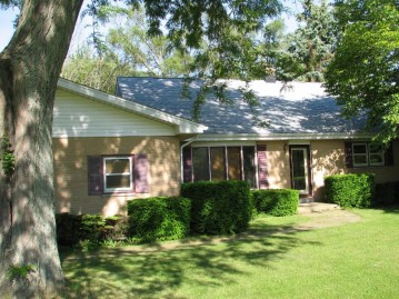 1426 25th Ave, Somers, WI 53140-4338