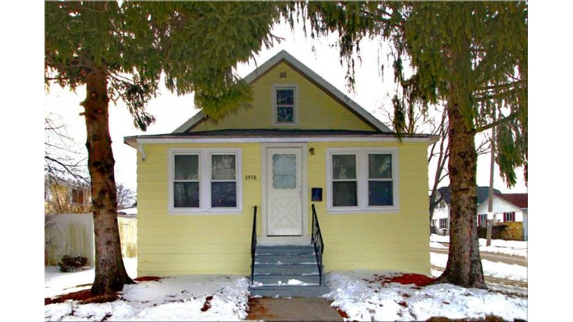 3458 6th Ave Racine, WI 53402 by RE/MAX Newport $114,900