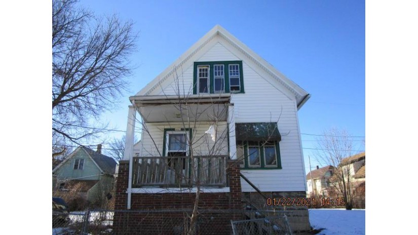 3019 N 10th Ln 3021 Milwaukee, WI 53206 by RE/MAX Xpress $10,500