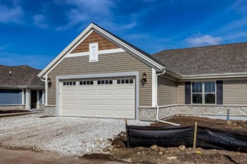 826 Margo Cir 0601, Eagle, WI 53119