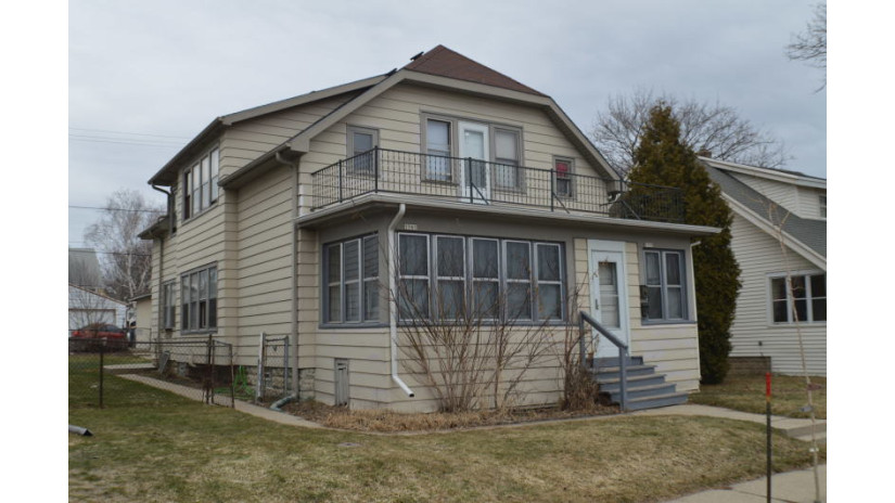 1559 S 70th St 1561 West Allis, WI 53214 by Shorewest Realtors $180,000