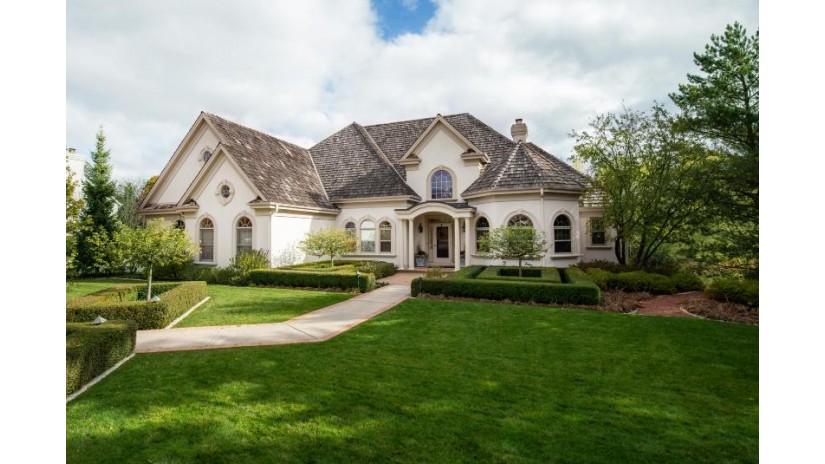 10536 N Gazebo Hill Pkwy E Mequon, WI 53092 by Mahler Sotheby's International Realty $1,175,000