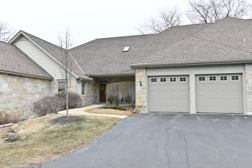 15215 Watertown Plank Rd, Elm Grove, WI 53122-2346