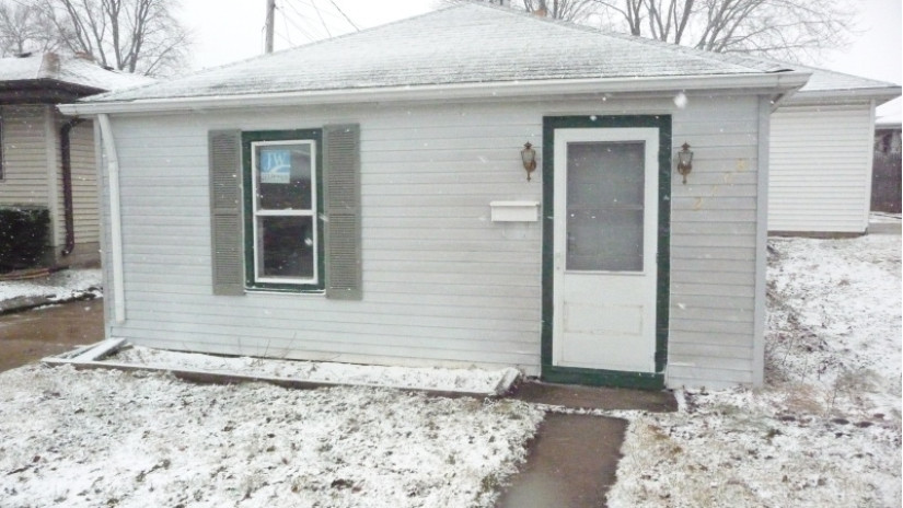 2108 Oregon St Racine, WI 53405 by Shorewest Realtors $59,900