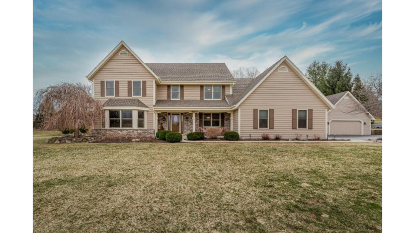 1858 White Pines Trl Richfield, WI 53076 by RE/MAX Insight $499,900