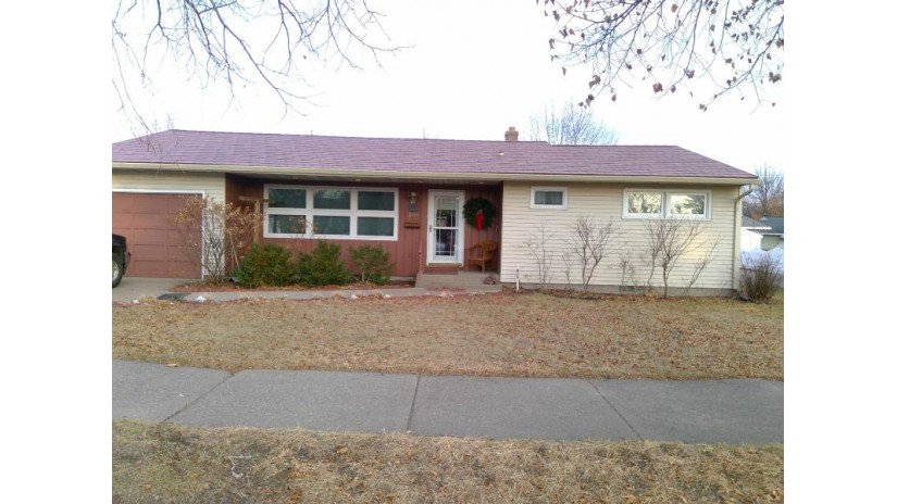 2155 22nd St  S La Crosse, WI 54601 by Coldwell Banker River Valley, REALTORS $169,900