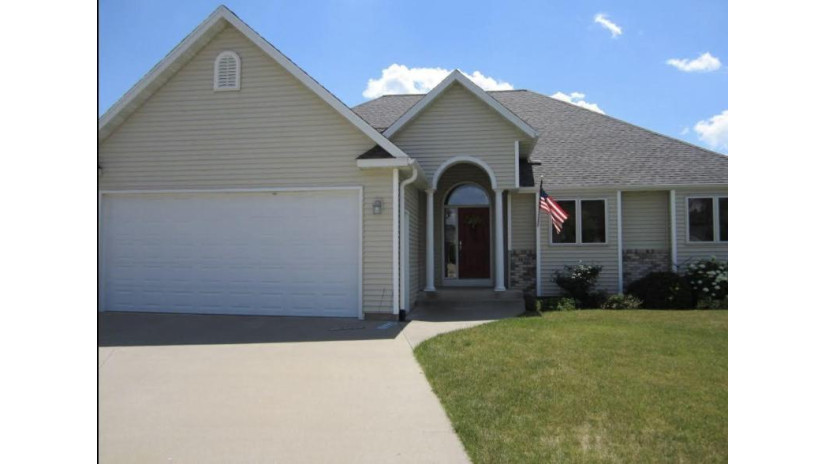 4690 Brickyard Ln La Crosse, WI 54601 by La Crosse by Owner, LLC $389,000