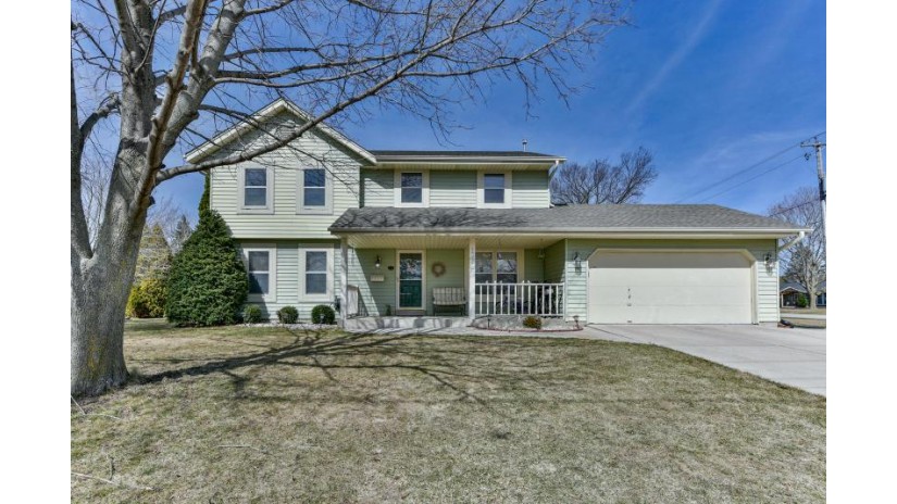 140 Grand Ave Thiensville, WI 53092 by Homestead Realty, Inc $393,000