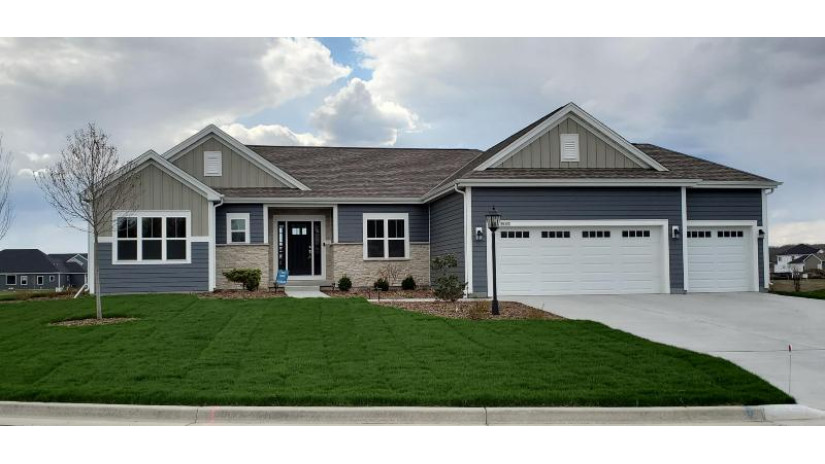 10177 S Creekview Ct Franklin, WI 53132 by J&J Custom Real Estate $634,900