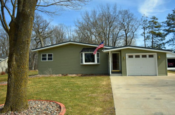 170 S Oakwood Blvd, Hustisford, WI 53034-9724