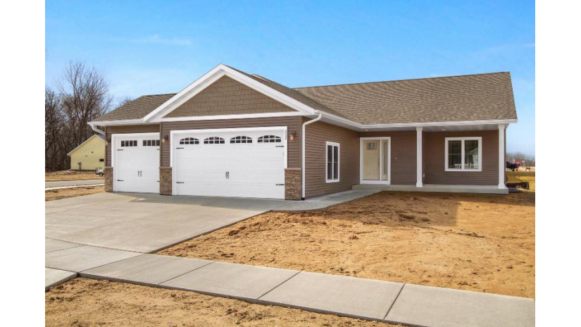 232 Marie Dr Holmen, WI 54636 by Coldwell Banker River Valley, REALTORS $394,500