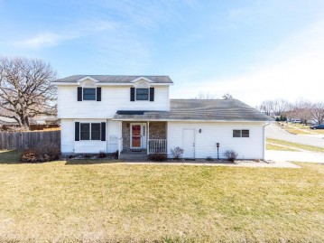 409 Lee Dr, West Salem, WI 54669