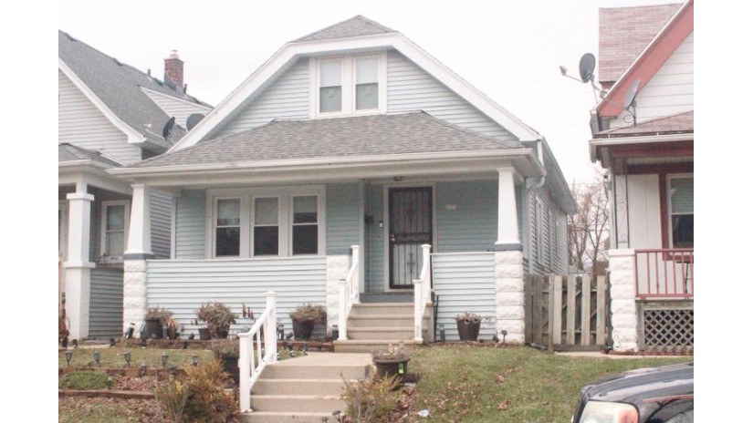 2153 S 32nd ST Milwaukee, WI 53215 by Any House Realty LLC $144,900