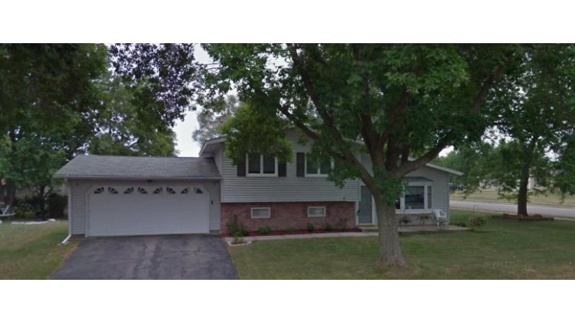 405 Campfire Dr West Salem, WI 54669 by La Crosse by Owner, LLC $225,000