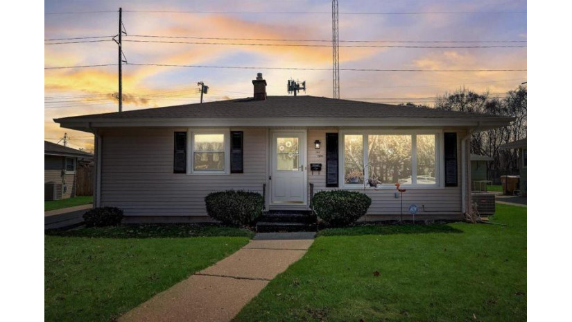 4015 68th St Kenosha, WI 53142 by JW Real Estate Group $179,900