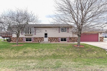 1345 Timmie Dr, Mount Pleasant, WI 53406