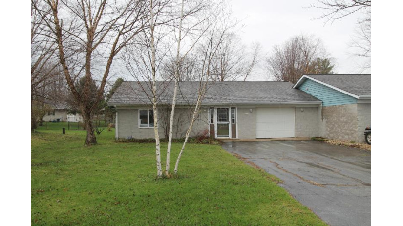 1630 Brandi St 1632 Lyons, WI 53105 by Bear Realty Of Burlington $290,000