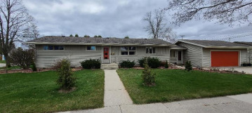 2505 North Ave, Sheboygan, WI 53083