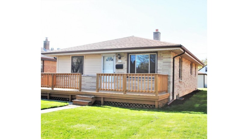 2717 E Bottsford Ave Saint Francis, WI 53235 by The Stefaniak Group, LLC $189,900