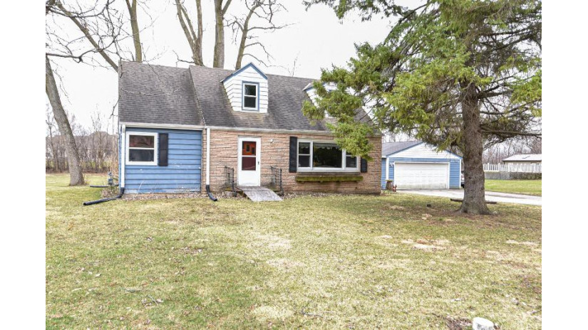 S82W13175 Acker Dr Muskego, WI 53150 by RE/MAX Realty Pros~Brookfield $189,900