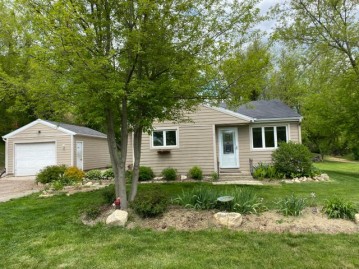 W230S9260 Riverside Dr, Big Bend, WI 53103-9780