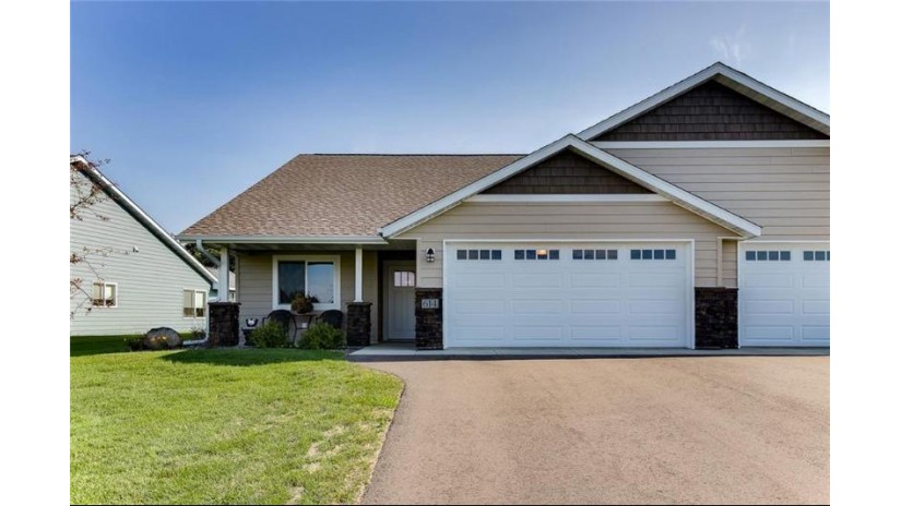 614 Kreekview Drive Osceola, WI 54020 by Re/Max Synergy/Osceola $269,900