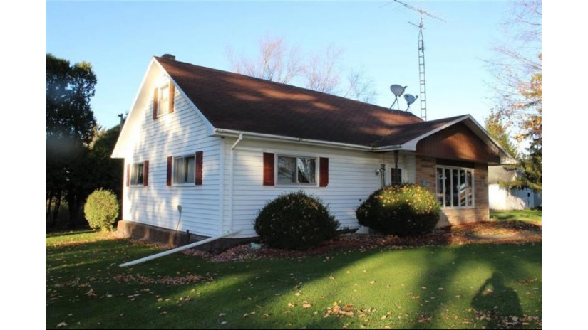 N4698 Grand Ave. Neillsville, WI 54456 by United Country Midwest Lifestyle Properties $210,000