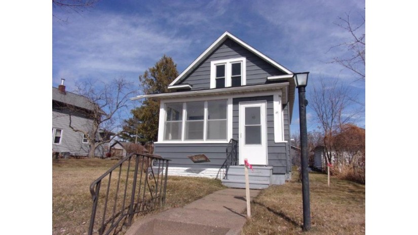 210 Maple Street Spooner, WI 54801 by Coldwell Banker Realty Spooner $124,900