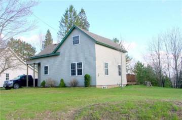 814 Menasha Avenue, Ladysmith, WI 54848