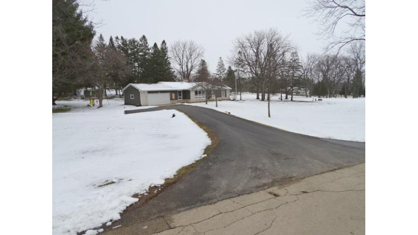 2647 Shepard Drive Freeport, IL 61032 by Preferred Real Estate Of Illinois $184,900