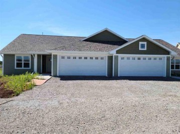 3288 Elk Ridge Drive, Oshkosh, WI 54904