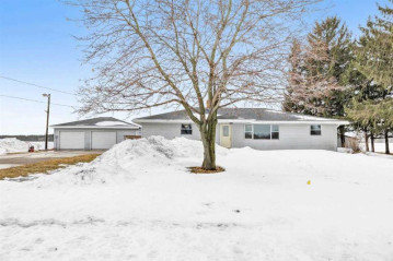 4229 Milltown Road, Howard, WI 54313-7435