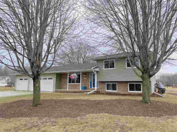 N7740 Palisades Trail, Sherwood, WI 54169