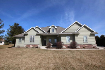 N7611 Redtail Lane, Taycheedah, WI 53049