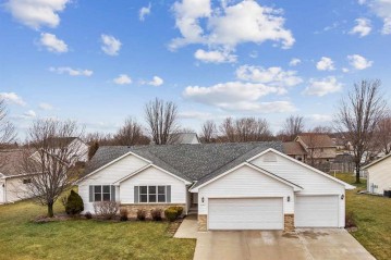 W2374 Holly Lane, Buchanan, WI 54915